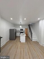 2423 N Park Ave in Philadelphia, PA - Building Photo