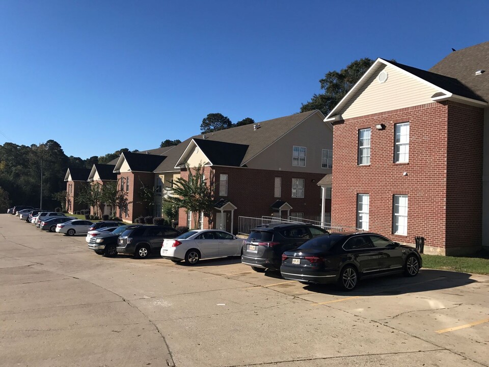 301 Penny Ln in Ruston, LA - Foto de edificio