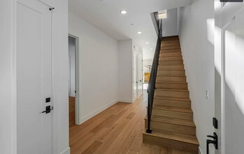 1460 Kentfield Ave in Redwood City, CA - Building Photo - Building Photo