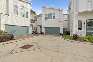 508 W Donovan St in Houston, TX - Building Photo