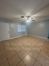 2390 14th Ave SW in Largo, FL - Building Photo - Building Photo