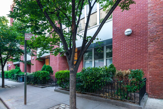 324 Dean St in Brooklyn, NY - Building Photo - Building Photo