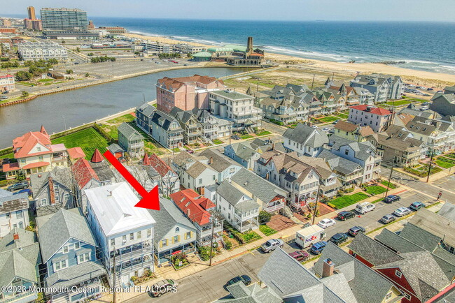 31 Atlantic Ave in Ocean Grove, NJ - Building Photo - Building Photo