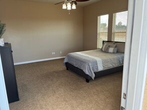 7879 Opal Ave, Unit 1 in Oak Hills, CA - Building Photo - Building Photo