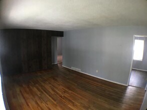 7419 S 41st Ave in Bellevue, NE - Building Photo - Building Photo