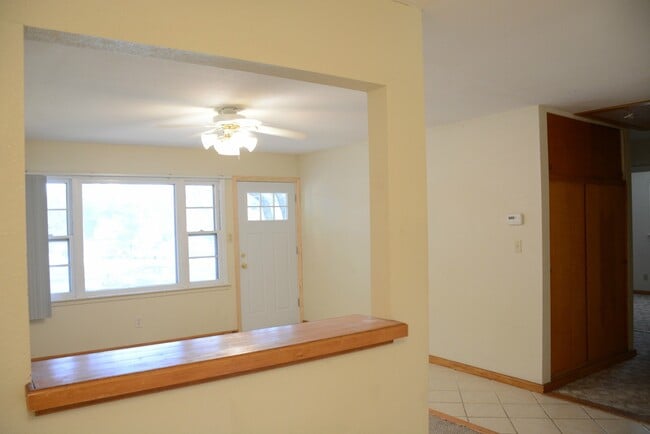 2035 Tecumseh Rd in Manhattan, KS - Building Photo - Building Photo