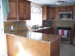 3384 S 2760 W in West Valley City, UT - Building Photo - Building Photo