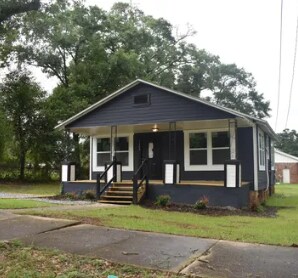 1200 W Lee St in Pensacola, FL - Foto de edificio