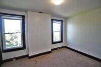 223 E Preston St photo'