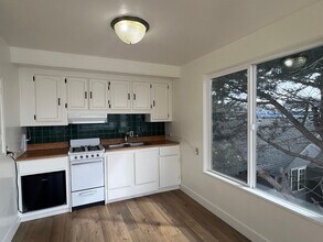 964 Pelican Pl in Morro Bay, CA - Building Photo - Building Photo