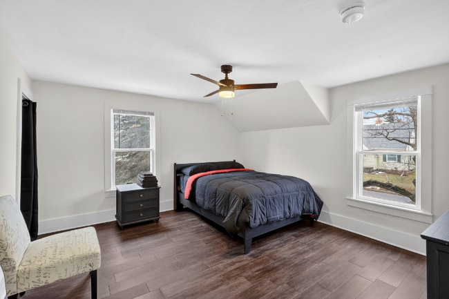 430 N Linden St in Marshall, MI - Building Photo - Building Photo