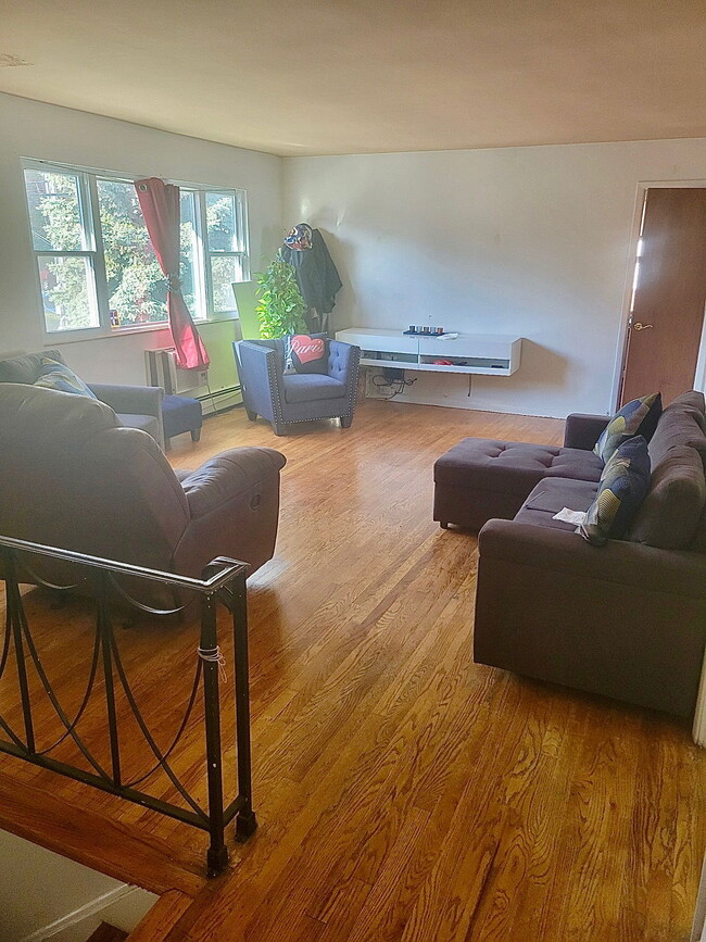 property at 412 Commercial Ave