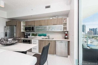 6700 Indian Creek Dr-Unit -# PH7 in Miami Beach, FL - Building Photo - Building Photo