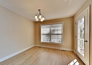 125 Surrey Ct in Mechanicsburg, PA - Building Photo - Building Photo