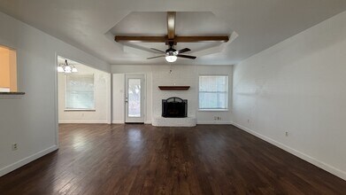 6610 Huron Ave in Lubbock, TX - Building Photo - Building Photo