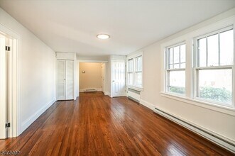 265 McBride Ave in Paterson, NJ - Building Photo - Building Photo