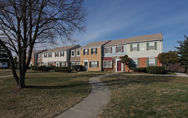 Heritage Hill Rental Townhomes in Glen Burnie, MD - Foto de edificio - Building Photo