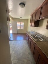 3297 Tenaya Ave in Lynwood, CA - Building Photo - Building Photo