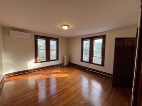 58 Boston St in Somerville, MA - Building Photo - Building Photo