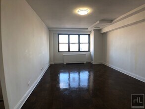 E 16 ST in New York, NY - Building Photo - Building Photo