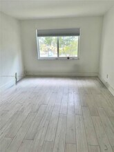 7860 Camino Real in Miami, FL - Building Photo - Building Photo