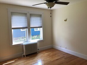 510 Belmont St, Unit 2 in Watertown, MA - Foto de edificio - Building Photo