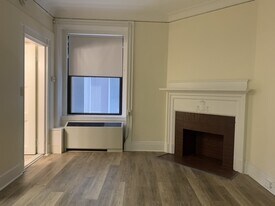 62 Boylston St in Boston, MA - Building Photo