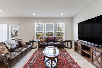 20 Cherry Ln in Hopkinton, MA - Building Photo - Building Photo