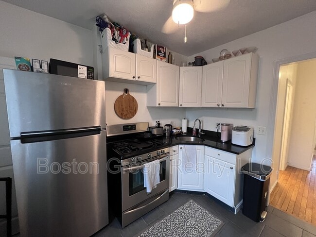 property at 788 E 6th St