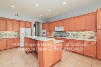 38330 Highpointe Ln in Murrieta, CA - Building Photo - Building Photo