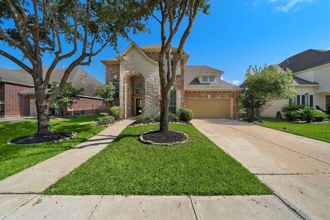 3818 Orchard Springs Ct in Sugar Land, TX - Foto de edificio - Building Photo