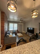 948-950-950 S Champion Ave in Columbus, OH - Building Photo - Building Photo