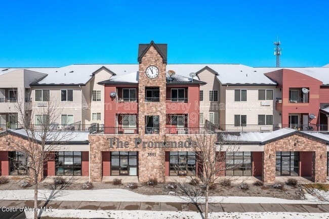 property at 310 N Promenade Loop