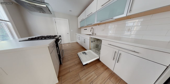 20 Marie Ave, Unit #2