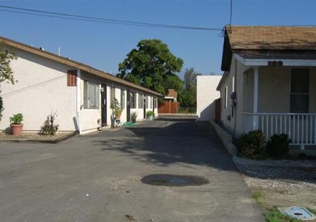 171 N San Jacinto Ave in San Jacinto, CA - Building Photo