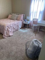 3278 N Henderson St, Unit Villas 4 in Galesburg, IL - Building Photo