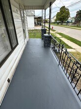 38 Peck St in Buffalo, NY - Building Photo - Building Photo