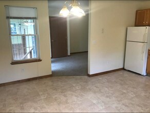 4351 Angela Ct in Schenectady, NY - Building Photo - Building Photo