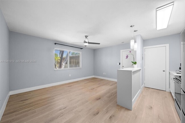 6330 SW 79th St, Unit 18 in South Miami, FL - Building Photo - Building Photo