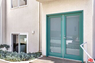 811 21st St in Santa Monica, CA - Building Photo - Building Photo