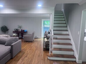 5 Red Mill Rd in Cortlandt Manor, NY - Building Photo - Building Photo