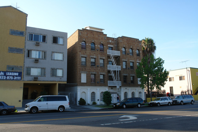 262 S Rampart Blvd in Los Angeles, CA - Building Photo - Building Photo