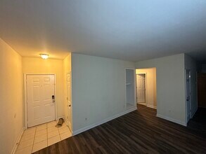 245 Willow Ct, Unit 77 in Central, SC - Foto de edificio - Building Photo