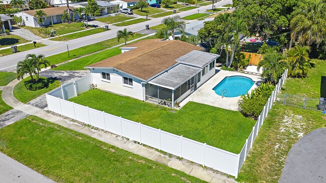 3503 Florida Blvd in Palm Beach Gardens, FL - Building Photo - Building Photo