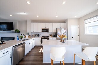 21860 136th Wy in Rogers, MN - Building Photo - Building Photo