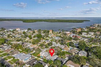 5630 Venetian Blvd NE in St. Petersburg, FL - Building Photo - Building Photo