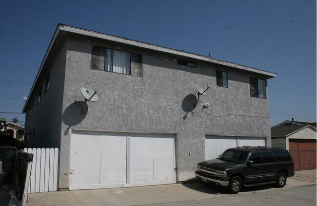 867 West 1st. St. in San Pedro, CA - Building Photo - Building Photo