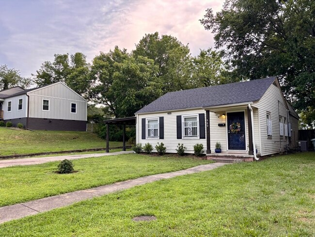 property at 520 Valmar St