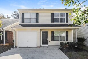 229 Lossie Ln in Mcdonough, GA - Building Photo