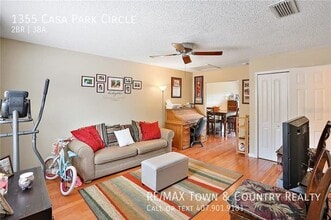 1355 Casa Park Cir in Winter Springs, FL - Building Photo - Building Photo